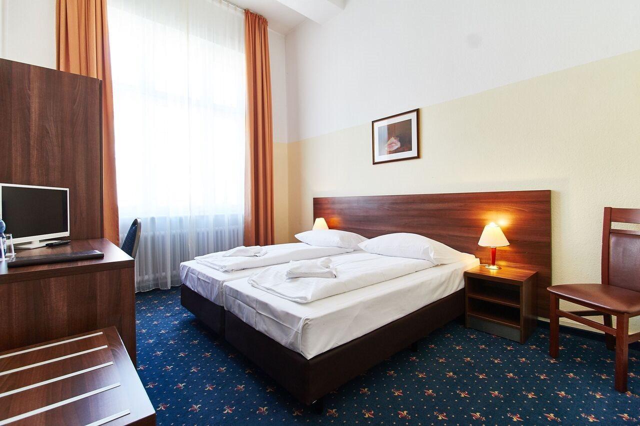 Europa Mit Teststation Hotel Berlin