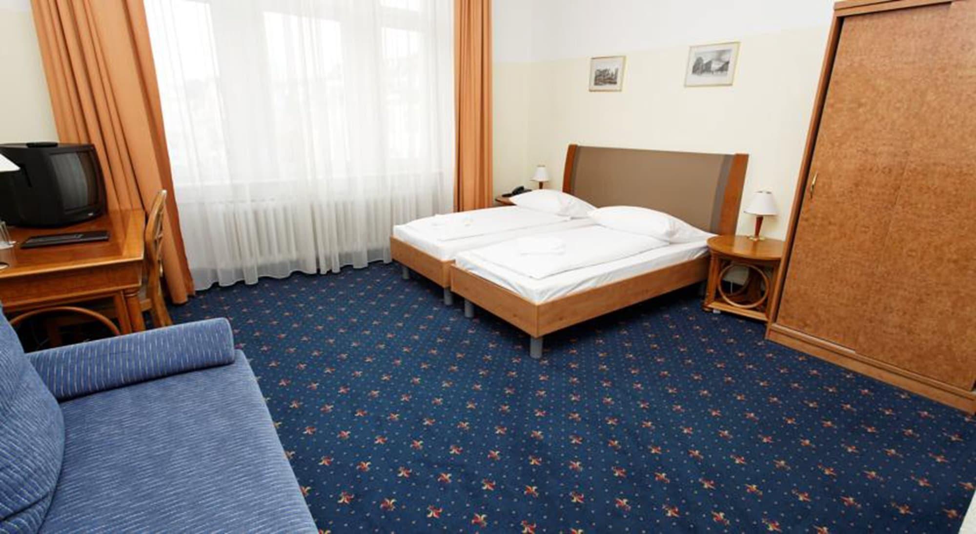 Europa Mit Teststation Hotel 3*