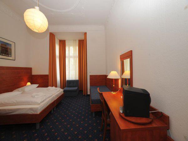Europa Mit Teststation Hotel Berlin